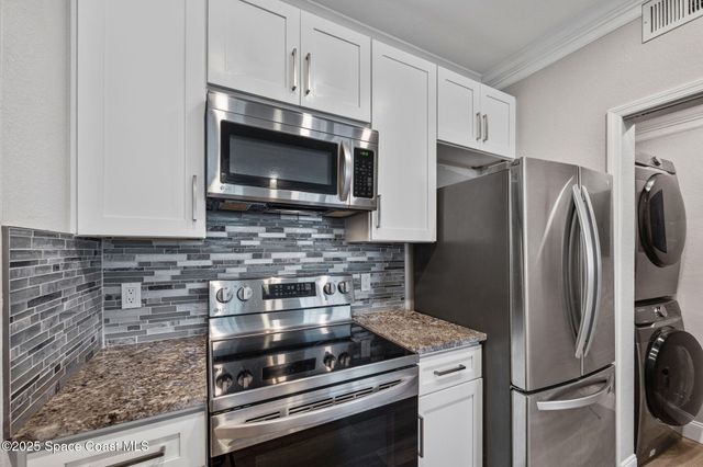 5683 Star Rush Drive 204, Melbourne, FL 32940