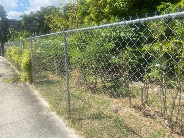 425 NW 7TH, Fort Lauderdale, FL 33311