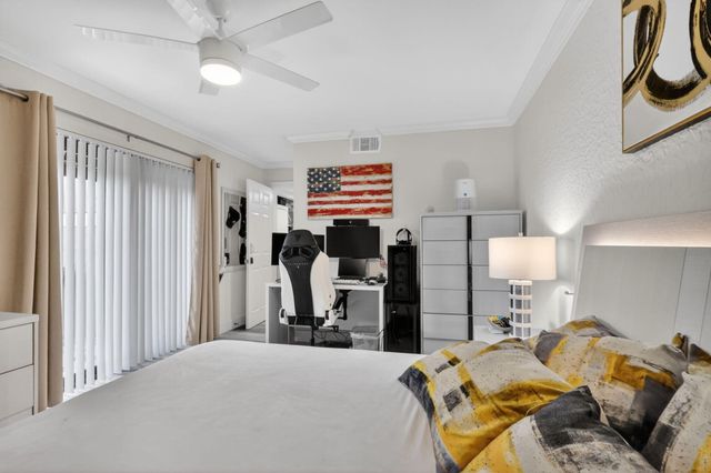 4355 Village Drive B, Delray Beach, FL 33445