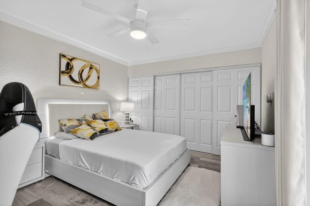 4355 Village Drive B, Delray Beach, FL 33445