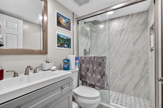 4355 Village Drive B, Delray Beach, FL 33445