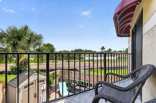 4355 Village Drive B, Delray Beach, FL 33445