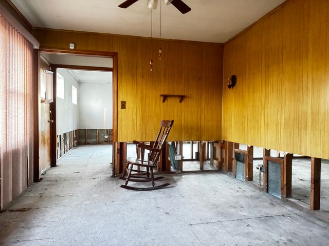 10100 S Saint Lawrence Avenue, Chicago, IL 60628