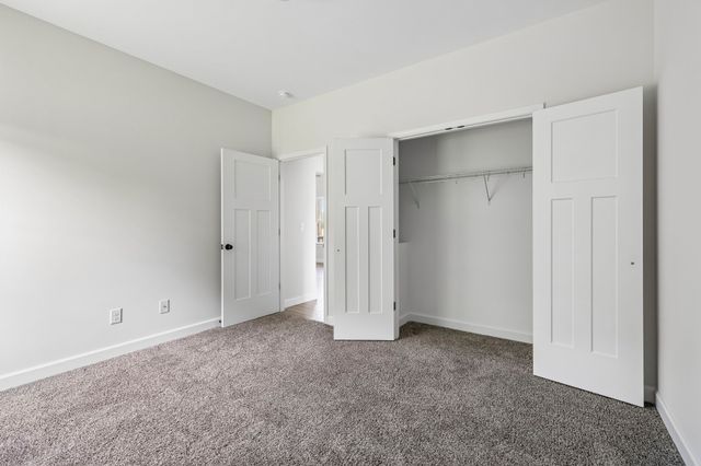 1162 Oak Grove Rd, Dickson, TN 37055