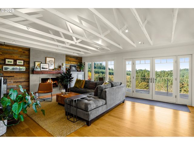 20805 Ne BIG FIR Ln, Dundee, OR 97115