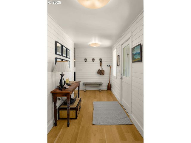 20805 Ne BIG FIR Ln, Dundee, OR 97115