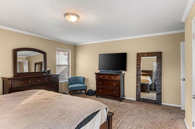 2216 E 37th Street, Edmond, OK 73013