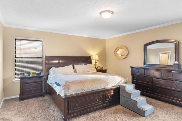 2216 E 37th Street, Edmond, OK 73013