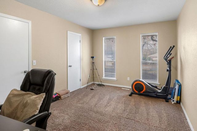 2216 E 37th Street, Edmond, OK 73013