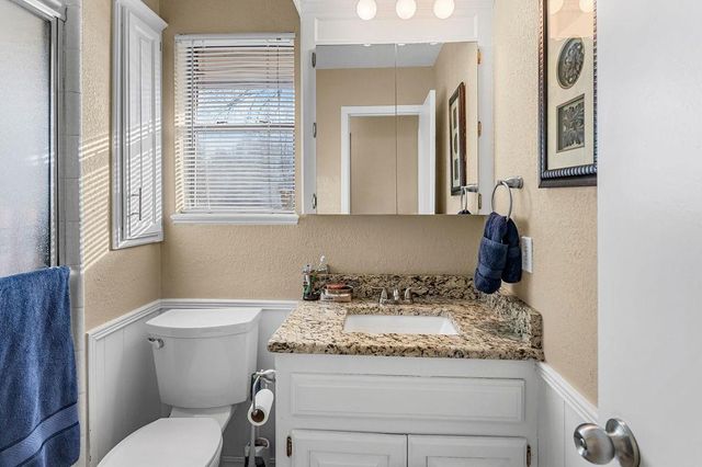 2216 E 37th Street, Edmond, OK 73013