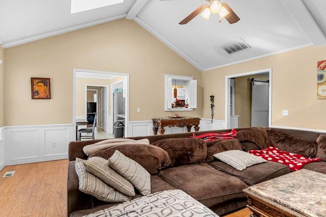 2216 E 37th Street, Edmond, OK 73013