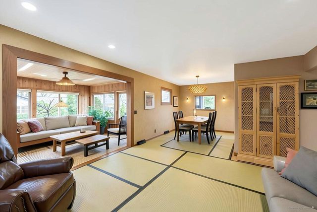 2306 Woodcrest Drive, Portage, WI 53901