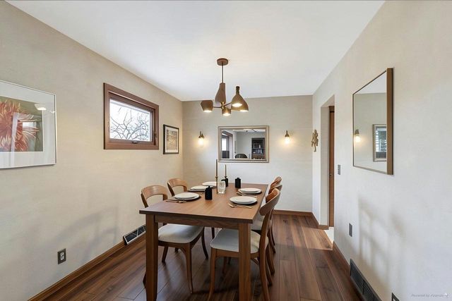 2306 Woodcrest Drive, Portage, WI 53901