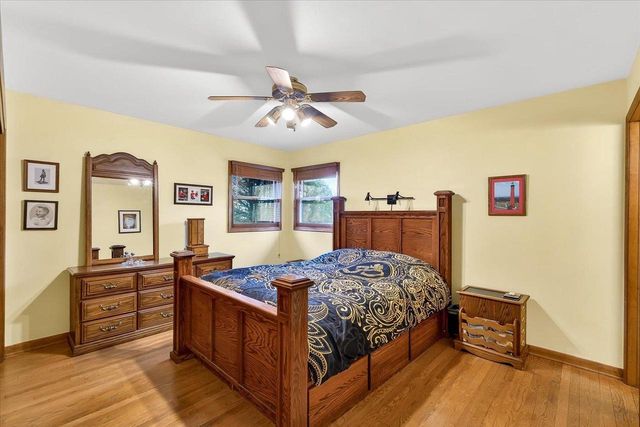 2306 Woodcrest Drive, Portage, WI 53901