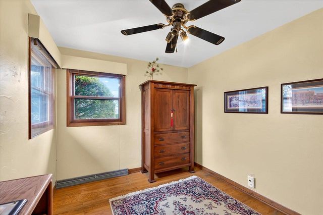 2306 Woodcrest Drive, Portage, WI 53901