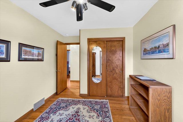 2306 Woodcrest Drive, Portage, WI 53901