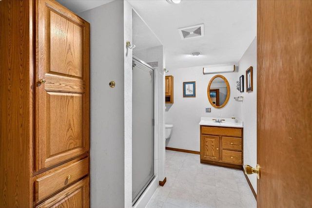 2306 Woodcrest Drive, Portage, WI 53901