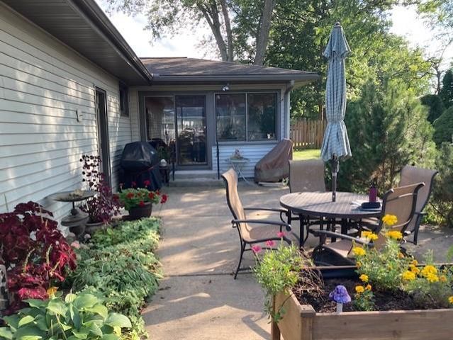 2306 Woodcrest Drive, Portage, WI 53901