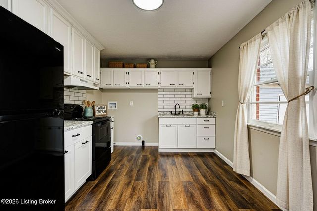 1311 Scholar St, Louisville, KY 40213