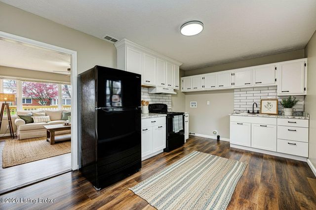 1311 Scholar St, Louisville, KY 40213