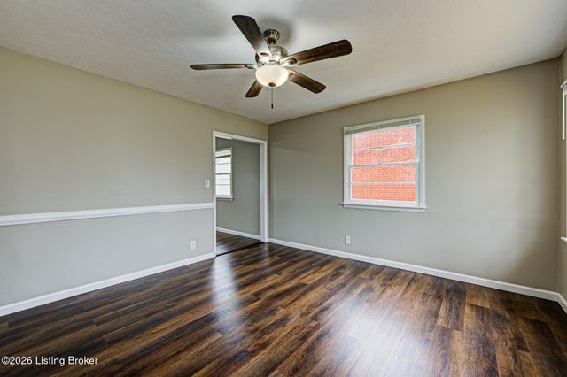 1311 Scholar St, Louisville, KY 40213