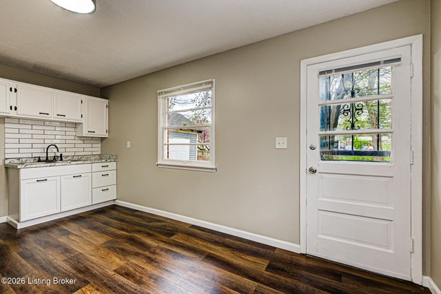 1311 Scholar St, Louisville, KY 40213