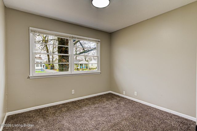 1311 Scholar St, Louisville, KY 40213