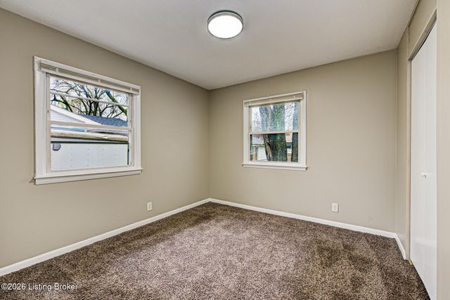 1311 Scholar St, Louisville, KY 40213