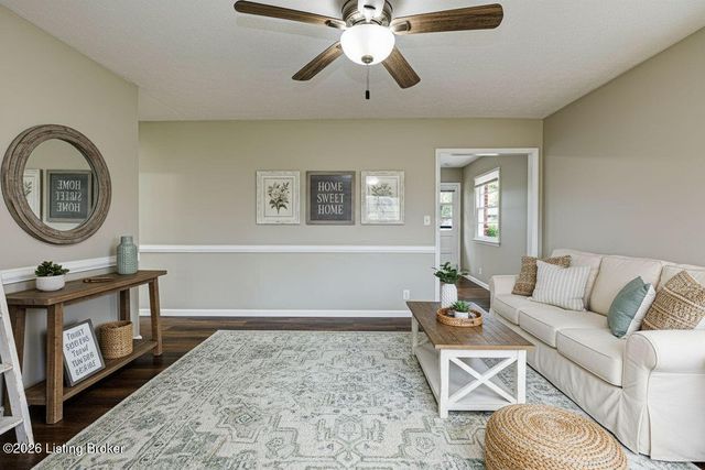 1311 Scholar St, Louisville, KY 40213