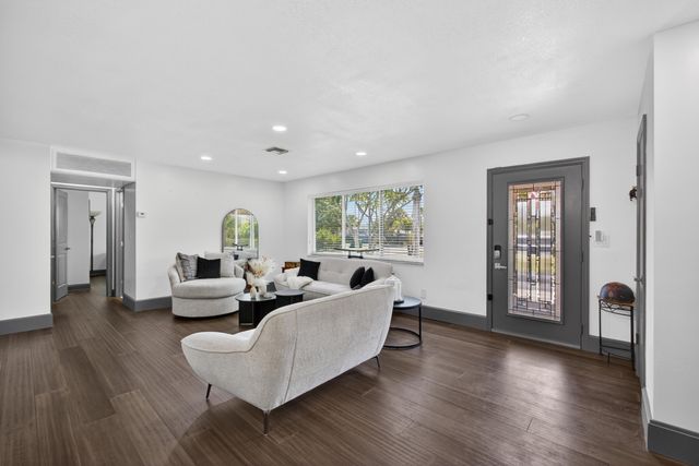 5500 West Place, Mangonia Park, FL 33407