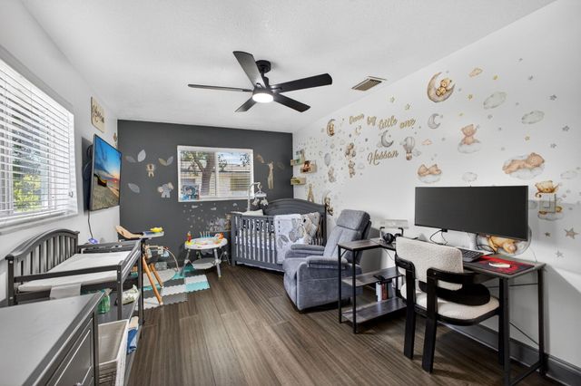 5500 West Place, Mangonia Park, FL 33407