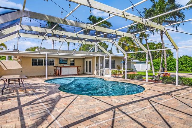 1687 N Flossmoor RD, Fort Myers, FL 33919