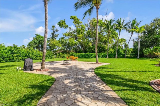 1687 N Flossmoor RD, Fort Myers, FL 33919
