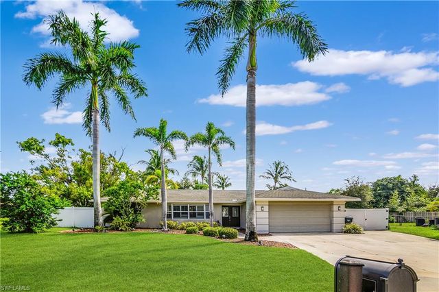 1687 N Flossmoor RD, Fort Myers, FL 33919