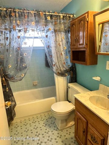 909 W Indian Trail, Louisville, KY 40213