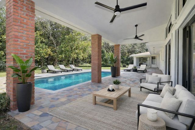 6841 SW 130th Ter, Pinecrest, FL 33156