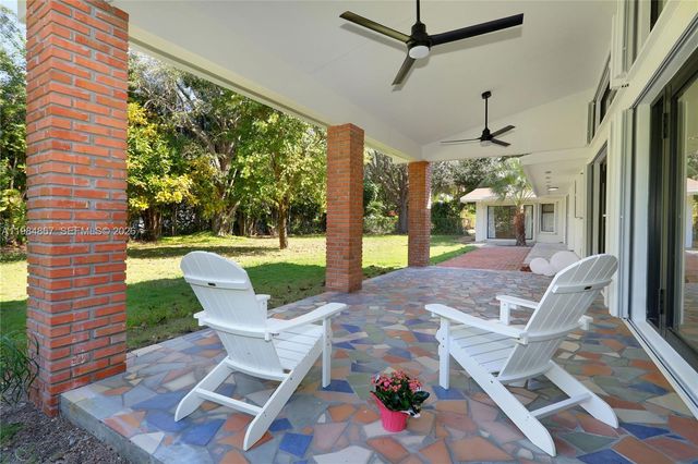 6841 SW 130th Ter, Pinecrest, FL 33156