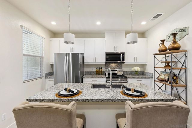 4132 Calle Arbol, Oceanside, CA 92057