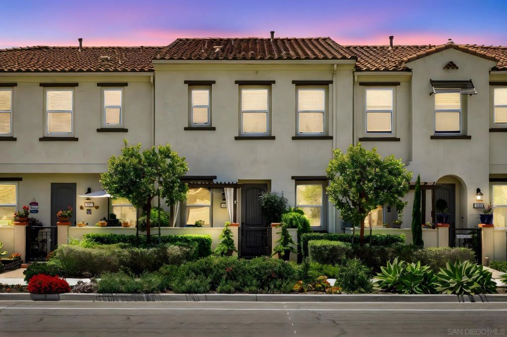 4132 Calle Arbol, Oceanside, CA 92057