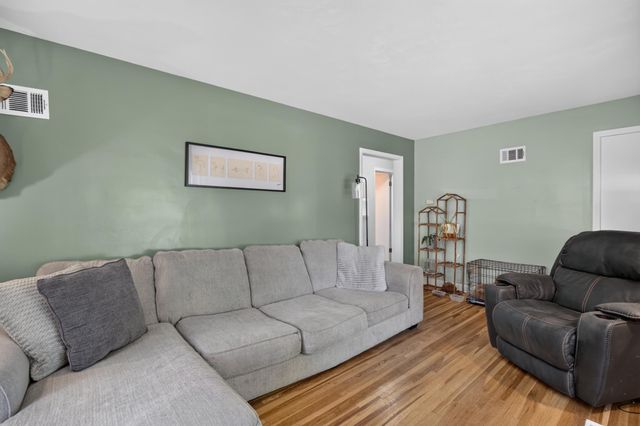 1007 11th Avenue NE, Rochester, MN 55906