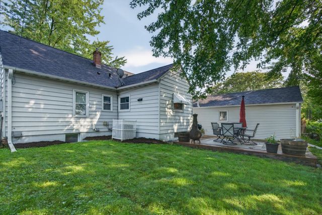 1007 11th Avenue NE, Rochester, MN 55906