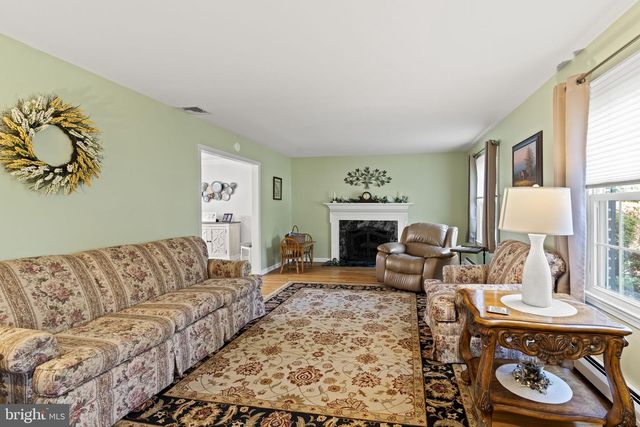 420 WILLOWGATE LN, Media, PA 19063