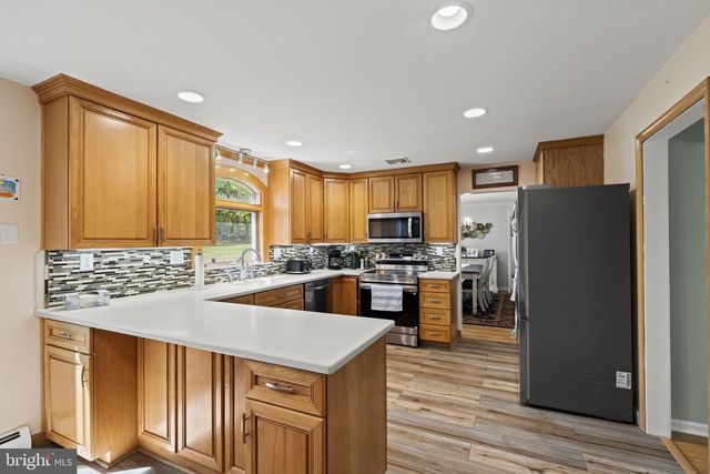 420 WILLOWGATE LN, Media, PA 19063