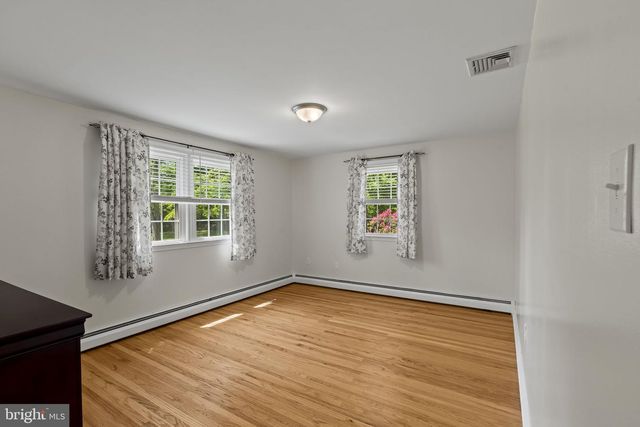 420 WILLOWGATE LN, Media, PA 19063
