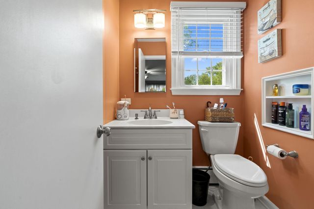 420 WILLOWGATE LN, Media, PA 19063