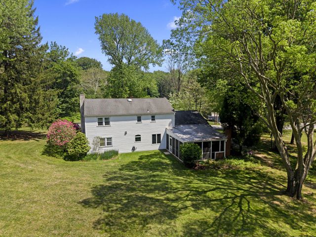 420 WILLOWGATE LN, Media, PA 19063