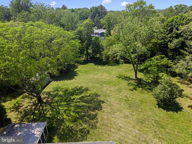 420 WILLOWGATE LN, Media, PA 19063