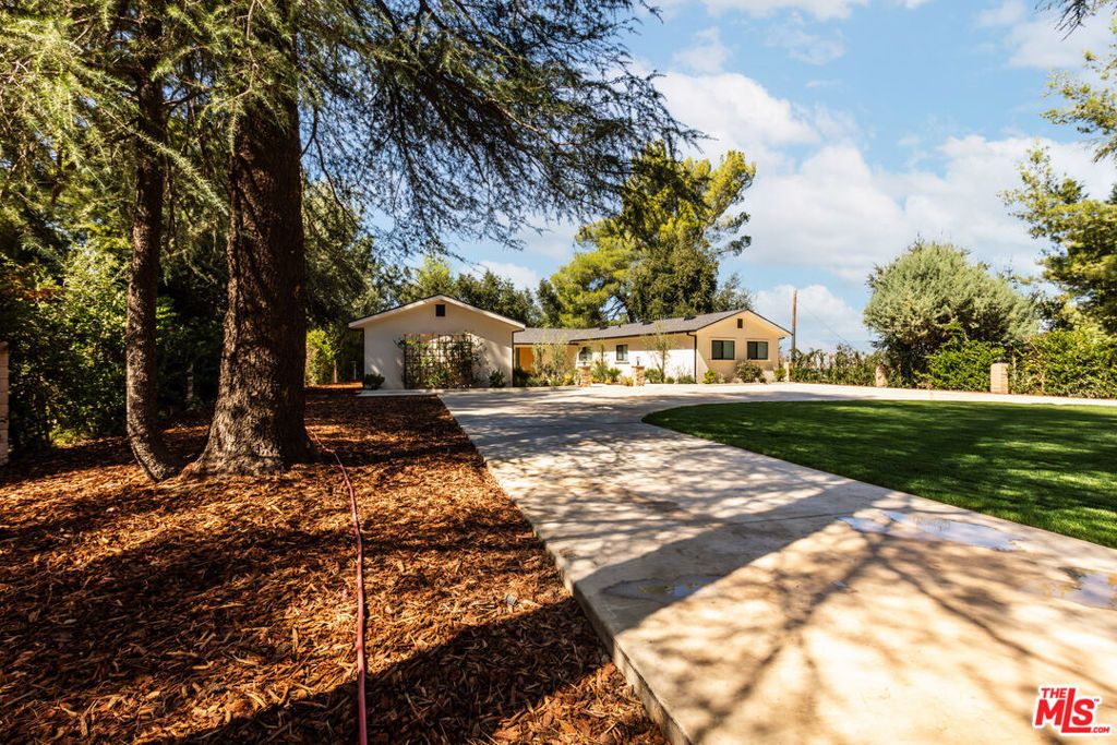 16402 Placerita Canyon Road, Newhall, CA 91321 — photo 4