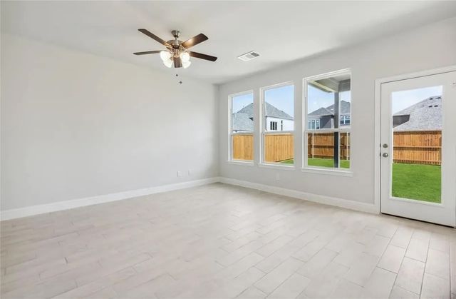 905 Sicily Boulevard, Princeton, TX 75407