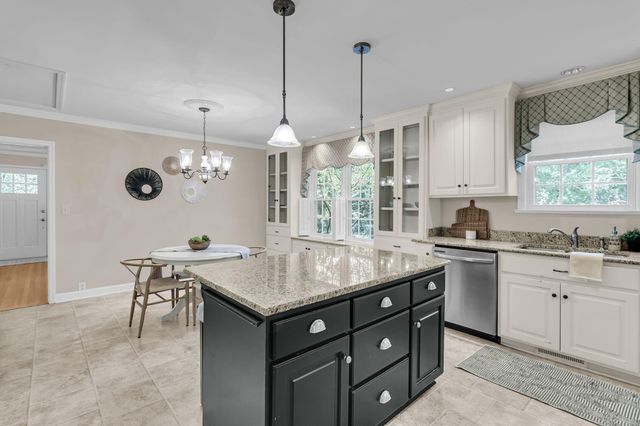 1527 Pinopolis Road, Moncks Corner, SC 29461